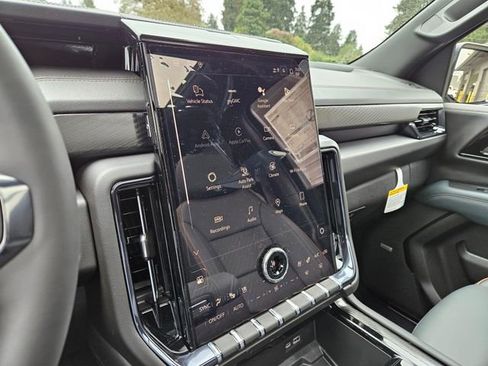 New 2026 GMC Yukon AT4 AWD/4WD image 30