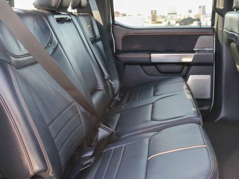 Used 2024 Ford F250 Platinum w/ FX4 Off-Road Package image 22