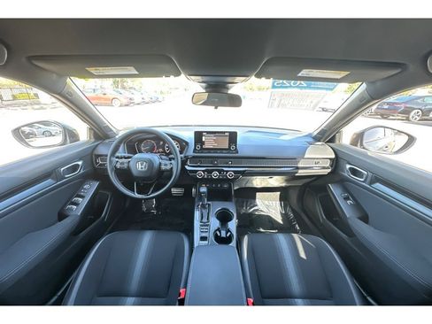 Certified 2025 Honda Civic Sport image 15