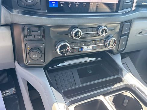 Used 2023 Ford F350 Limited w/ FX4 Off-Road Package AWD/4WD image 37