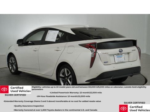 Certified 2017 Toyota Prius Three Touring FWD image 6
