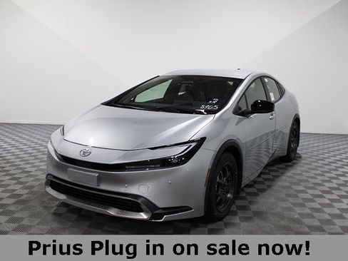 New 2026 Toyota Prius Plug-In Hybrid image 1