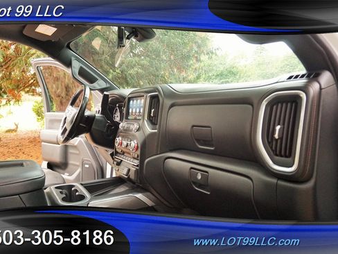 Used 2020 GMC Sierra 2500 AT4 w/ AT4 Premium Package image 17