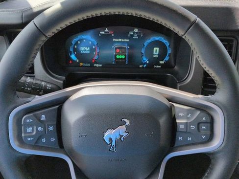 New 2025 Ford Bronco Badlands image 31