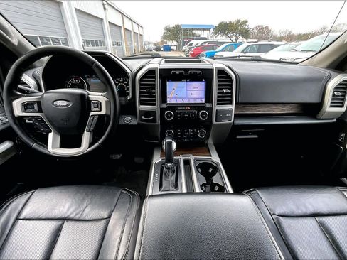 Certified 2019 Ford F150 Lariat image 16