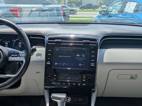 Certified 2023 Hyundai Tucson SEL w/ Convenience Package FWD image 19