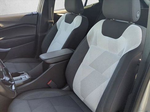 Used 2024 Chevrolet Trax RS w/ Driver Confidence Package FWD image 16