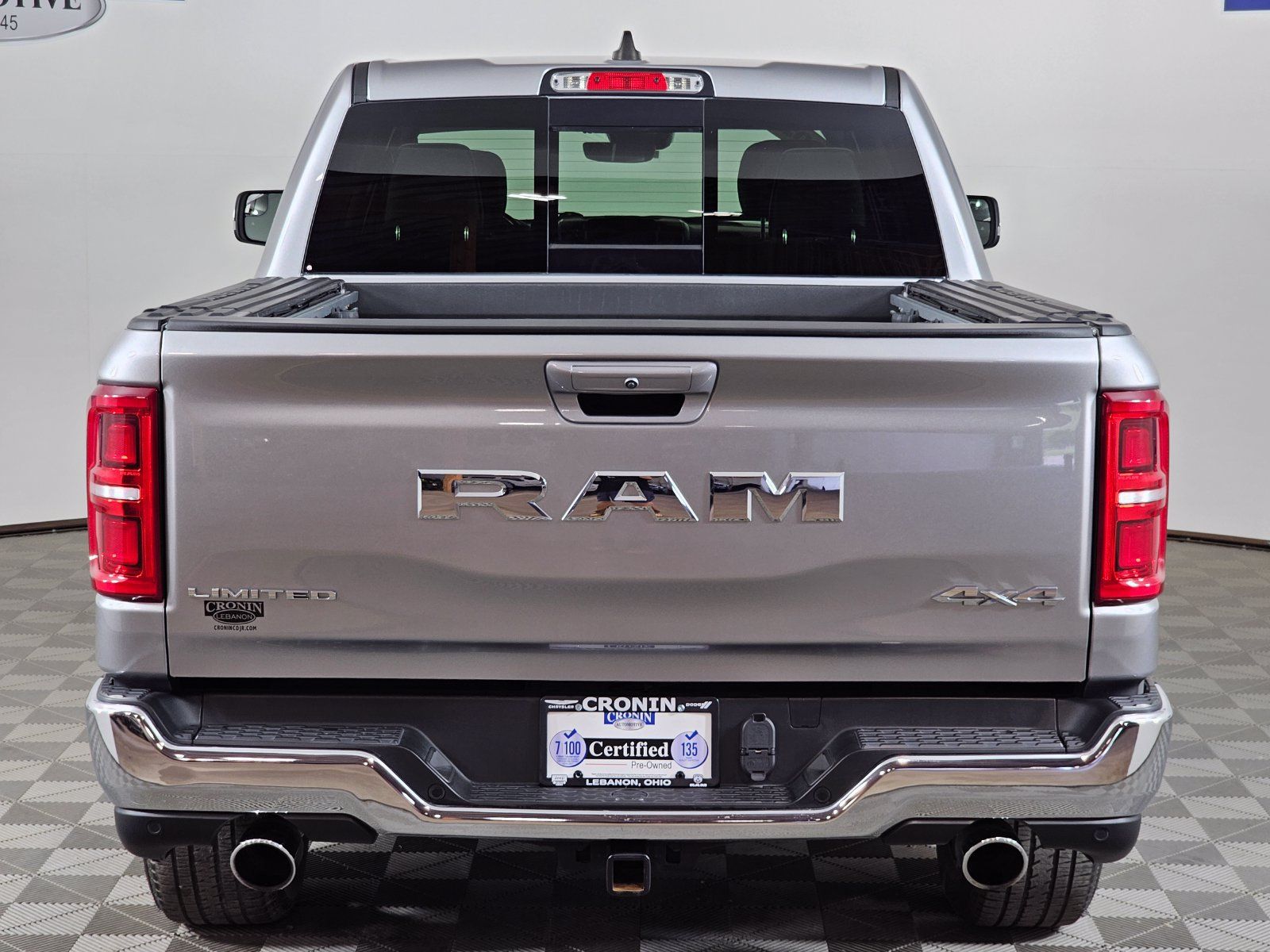 Used 2025 RAM 1500 Limited AWD/4WD image 31
