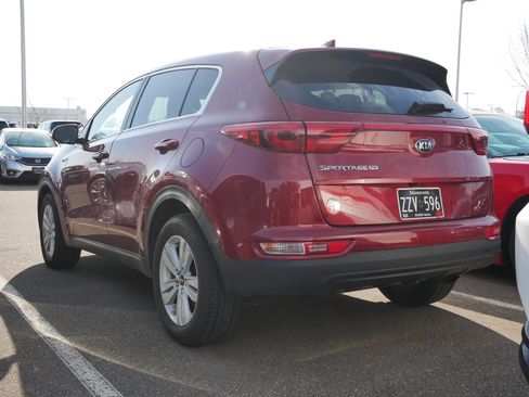 Used 2017 Kia Sportage LX image 4