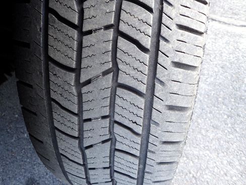 Used 2012 Toyota 4Runner Limited image 23