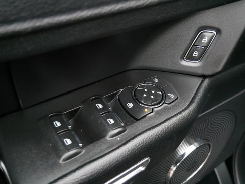 Used 2021 Ford Expedition XLT w/ Black Accent Package image 14