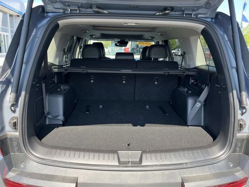 Used 2025 Hyundai Santa Fe Limited image 10