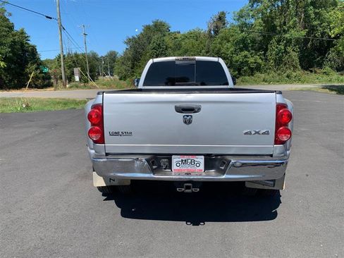 Used 2007 Dodge Ram 3500 Truck SLT image 5