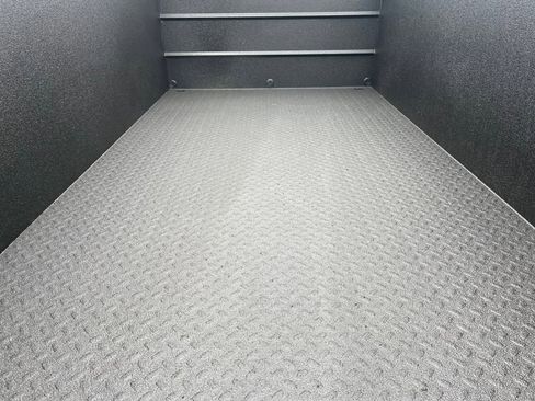 New 2025 Ford F250 XL w/ XL Chrome Package image 23