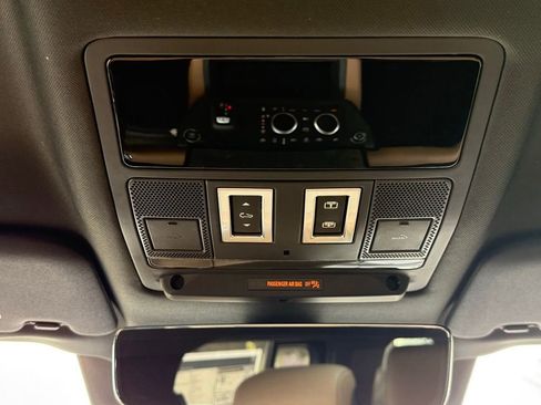 New 2026 Land Rover Defender 130 X-Dynamic SE AWD/4WD image 29