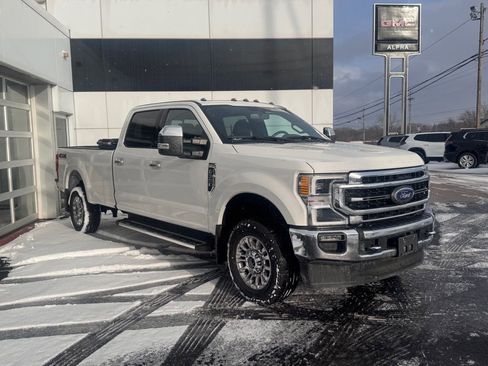 Used 2022 Ford F350 Lariat w/ Lariat Ultimate Package image 8