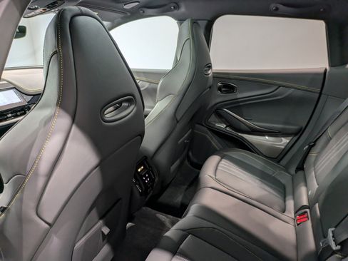 Used 2025 Aston Martin DBX 707 image 19