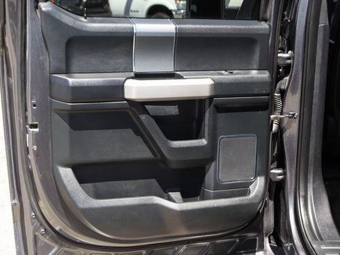 Used 2015 Ford F150 Lariat w/ Equipment Group 502A Luxury AWD/4WD image 37