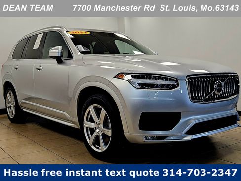 Used 2021 Volvo XC90 T5 Momentum image 1