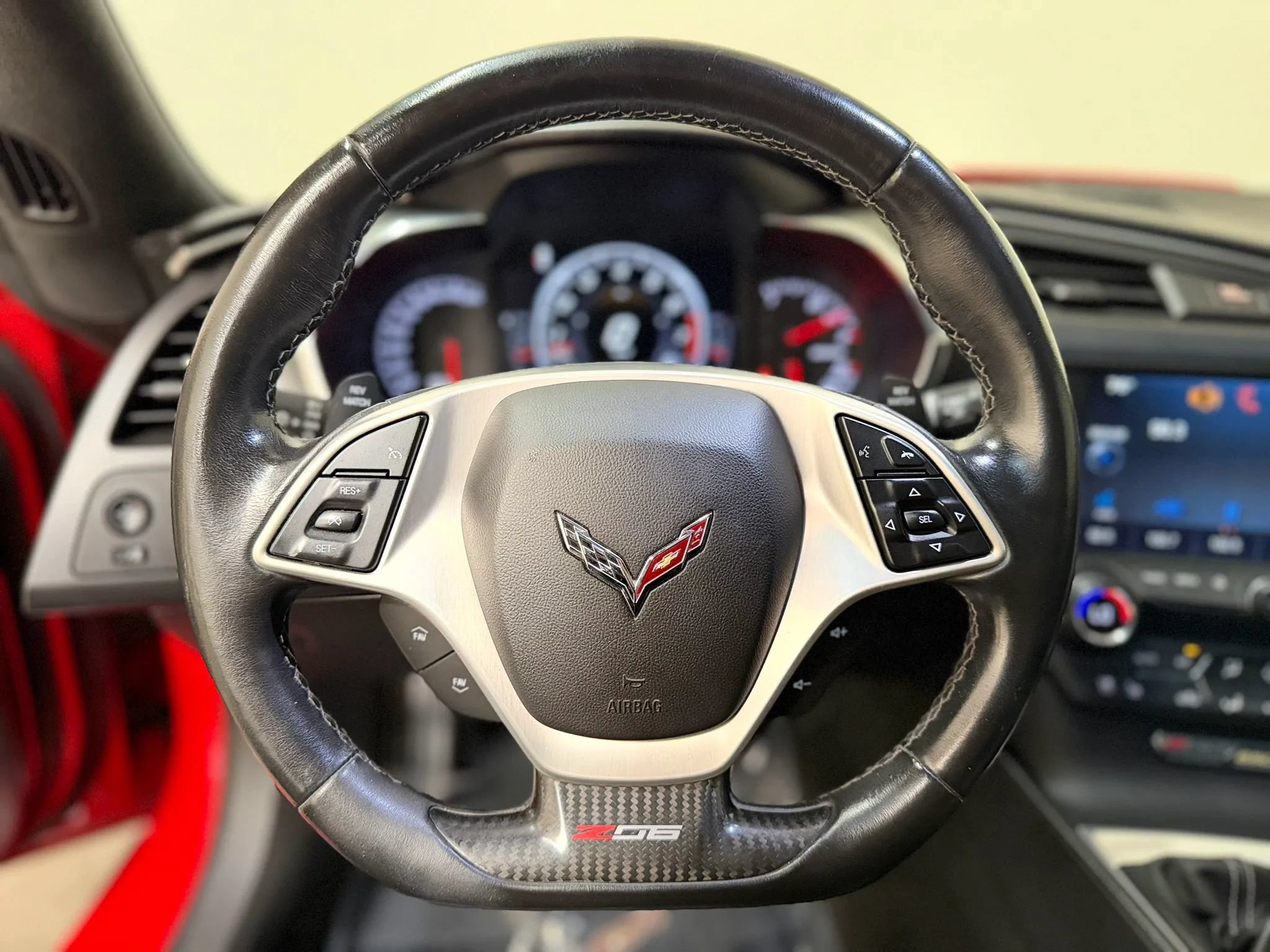 Used 2015 Chevrolet Corvette Z06 w/ 3LZ Preferred Equipment Group RWD image 17