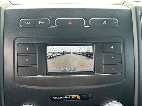 Used 2019 Ford Expedition XL image 17