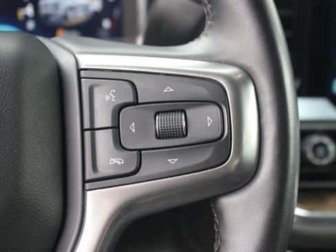 Used 2025 Chevrolet Silverado 1500 LT AWD/4WD image 20