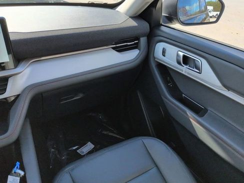 New 2026 Ford Explorer Active w/ Active Comfort Package image 20