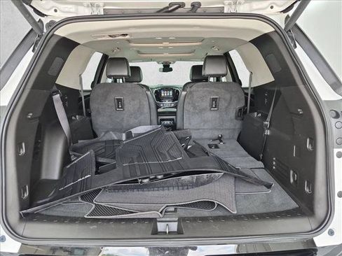 Used 2019 Chevrolet Traverse Premier w/ Redline Edition AWD/4WD image 6