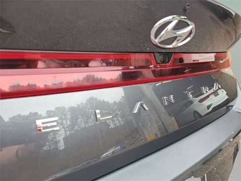 Used 2021 Hyundai Elantra SEL w/ Convenience Package image 34