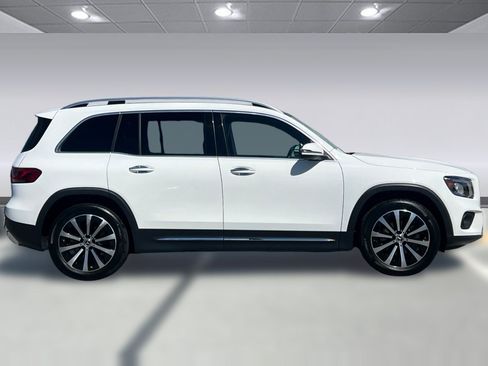 Used 2023 Mercedes-Benz GLB 250 image 7