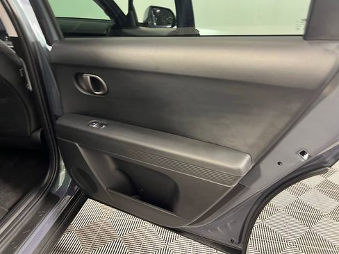 Used 2025 Hyundai Ioniq 5 SEL image 32