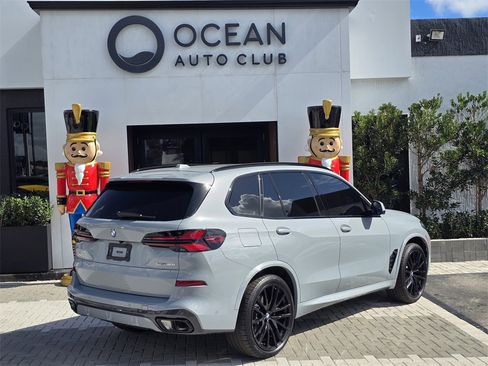 Used 2025 BMW X5 sDrive40i w/ M Sport Package image 3