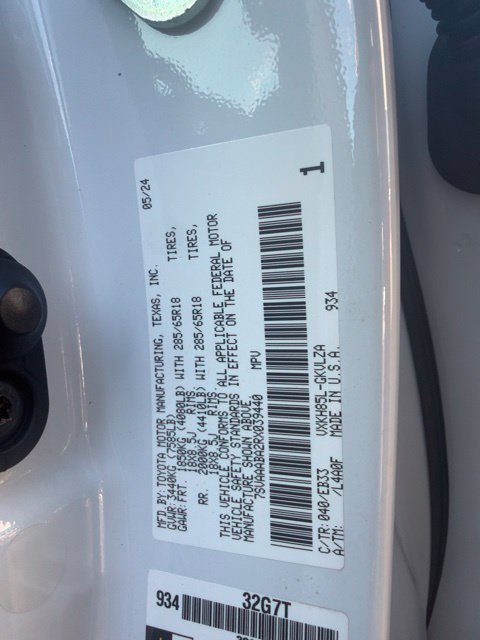 Used 2024 Toyota Sequoia TRD Pro AWD/4WD image 12