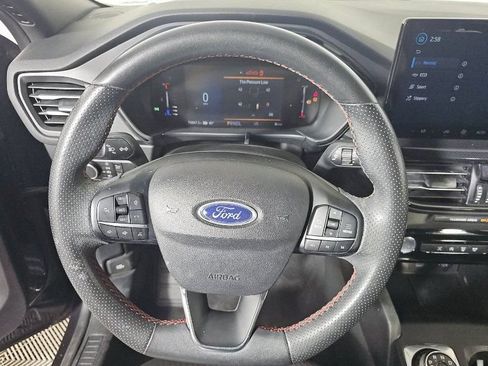 Used 2023 Ford Escape ST-Line w/ Tech Pack #1 FWD image 11
