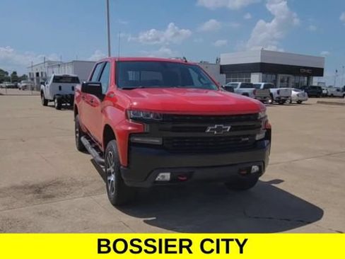 Certified 2020 Chevrolet Silverado 1500 LT Trail Boss AWD/4WD image 3