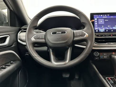 Used 2023 Jeep Compass Sport AWD/4WD image 15