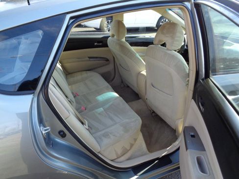 Used 2004 Toyota Prius image 16