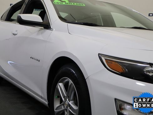 Used 2024 Chevrolet Malibu LT image 4