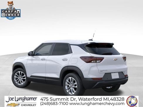 Used 2026 Chevrolet TrailBlazer LS w/ LS Convenience Package AWD/4WD image 3