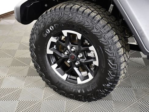 Used 2025 Jeep Wrangler Unlimited Rubicon AWD/4WD image 42