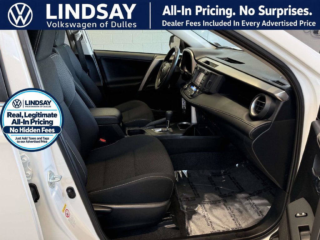 Used 2017 Toyota RAV4 XLE w/ Carpet Mat Package FWD image 13