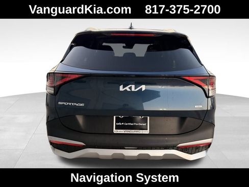 Used 2023 Kia Sportage EX image 3
