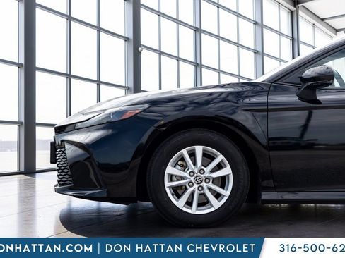 Used 2025 Toyota Camry LE FWD image 26