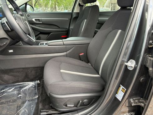 Used 2025 Hyundai Sonata SEL FWD image 25