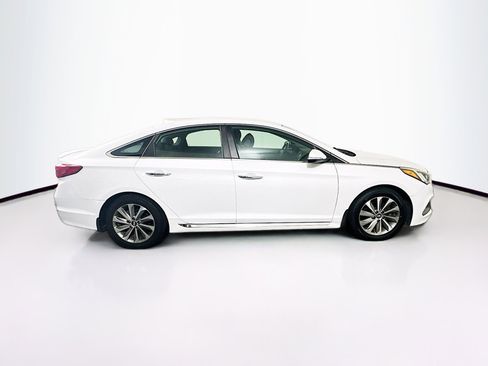 Used 2016 Hyundai Sonata Sport w/ Option Group 02 image 10