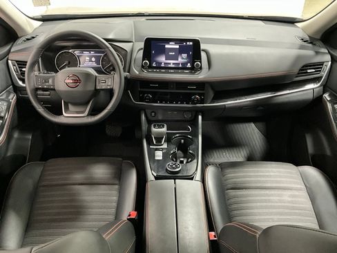 Used 2025 Nissan Rogue SV w/ Rock Creek Premium Package AWD/4WD image 16