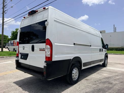Used 2022 RAM ProMaster 3500 w/ Premium Convenience Group FWD image 5