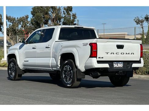 New 2025 Toyota Tacoma TRD Sport image 5