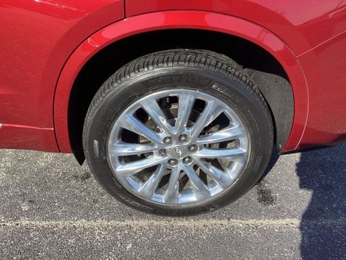 Used 2020 Cadillac XT6 Premium Luxury image 9