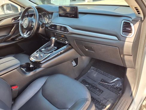 Used 2023 MAZDA CX-9 Touring image 8